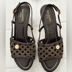 Eric Javits adorable low heel sandal size 9